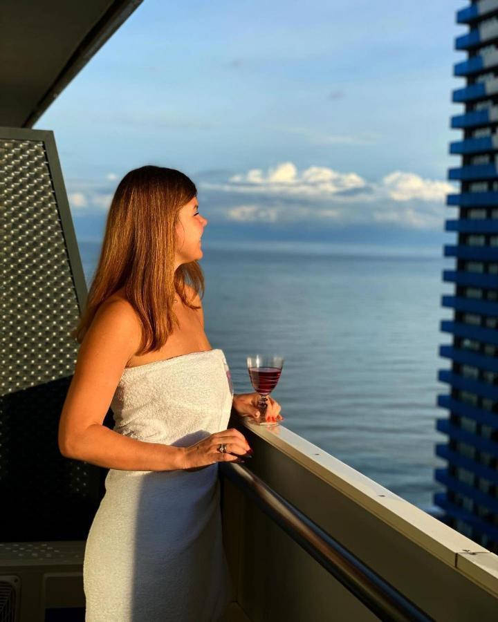 Orbi City Aparthotel Black Sea View Batumi Exterior photo