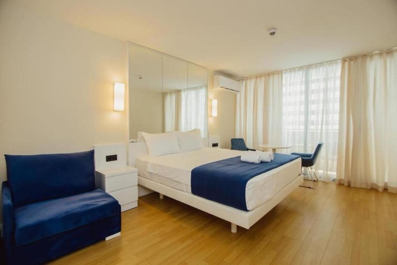 Orbi City Aparthotel Black Sea View Batumi Exterior photo